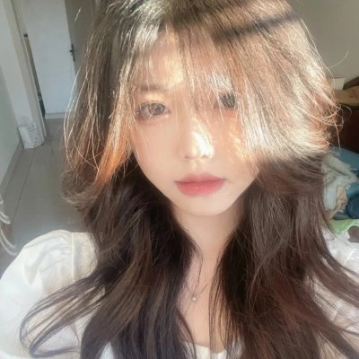 倒挂的爱丽丝